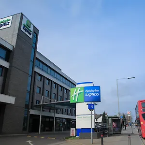*** Hotel Express London Heathrow T5 By Ihg Reino Unido